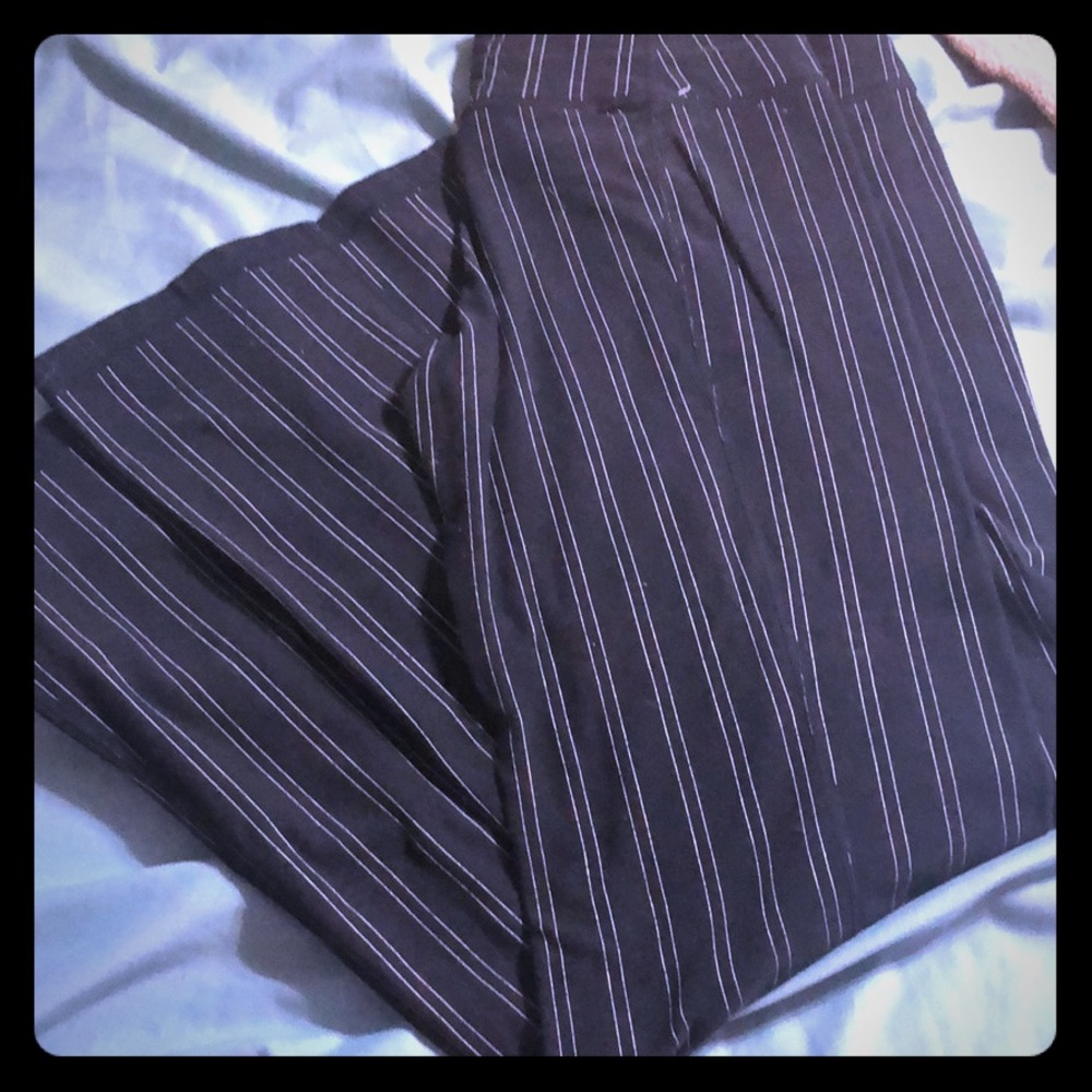 Pinstripe lululemon reversible groove pant